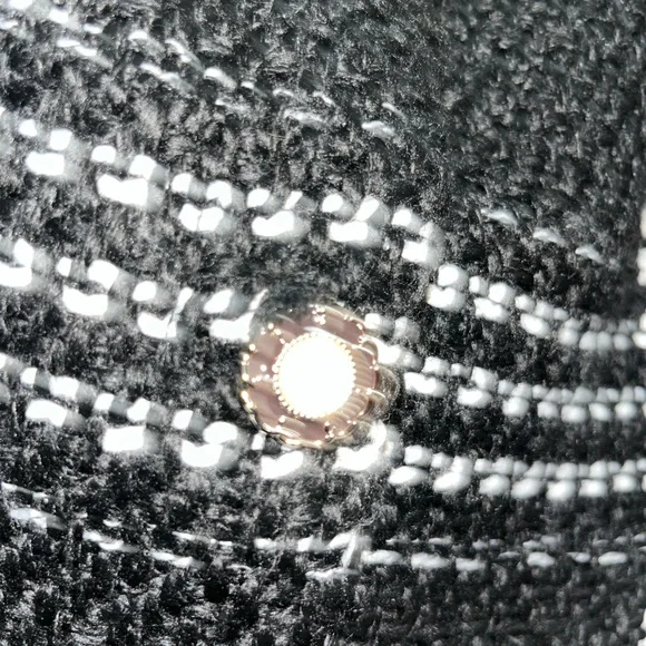 Tweed vest - Picture 3 of 4